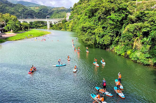 SUP Paddling Experience in Beishixi, Pinglin County, Xinbei | Waterbird Observation and Water Fun