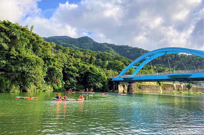 SUP Paddling Experience in Beishixi, Pinglin County, Xinbei | Waterbird Observation and Water Fun