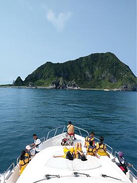 Book your Keelung Island ferry ticket online (with guided tour) | Choose your own route