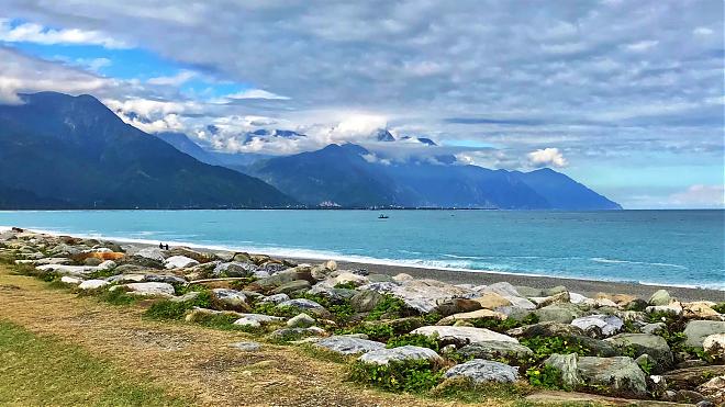 [Hualien Mountain and Sea Cycling] Taroko and Qixingtan E-Bike Day | Savor Indigenous Cuisine
