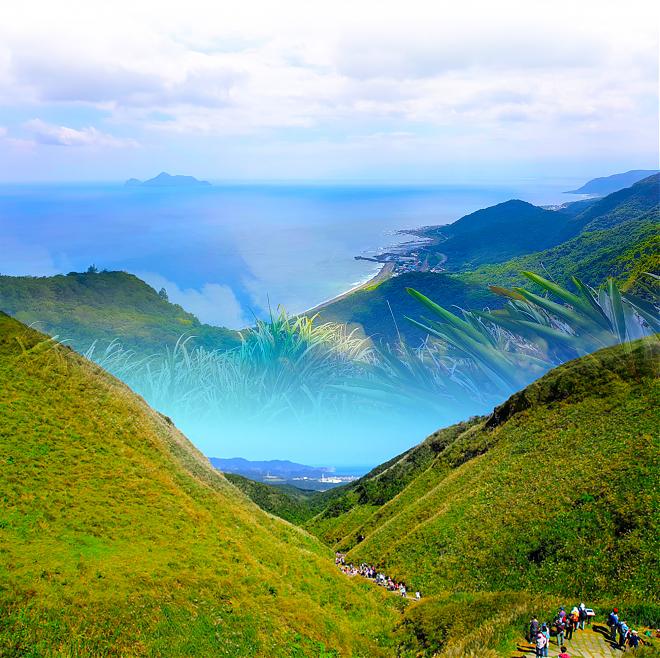 One-Day Hike in Taoyuan Valley and Caoling Historic Trail in New Taipei City | Guided Tour + Transportation