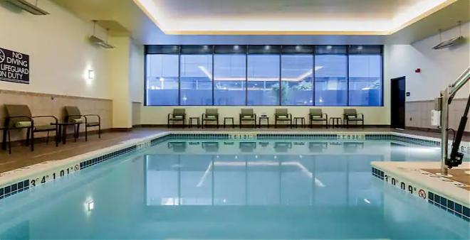 All-Inclusive Seattle Package: 6 Days, 4 Nights with Direct Flights, Hotels, and Driver/Guide Booking