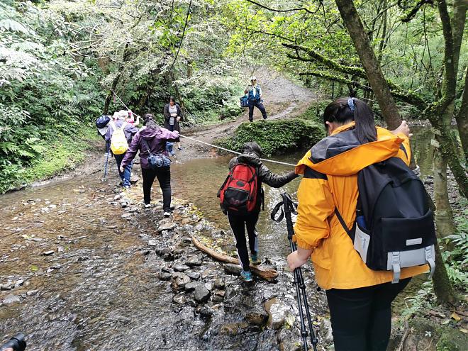 Shuangxi Healing and Sustainable Orchid Tour | Pingxi Ancient Trail, Creative Rice Packs, and Local Cuisine Dining Table