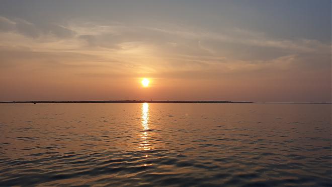 Penghu East China Sea Starry Sky Tour | Evening Cruise to Penghu Beach. Must-Try Lobster Noodles | Feeding Terns & Night Fishing
