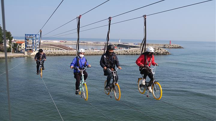 Four Seasons Gangneung, Gyeongpodae, Light and Shadow Experience, and Skybike 2-Day Tour (Stay at Ojuk Hanok Village/Chinese Service)