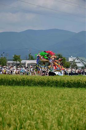 2-Day Yamagata Shinzo Festival Tour in Tohoku, Japan | Ginzan Onsen, Shinzo Festival Designated Seats, and Zao Okama (Departing from Sendai)