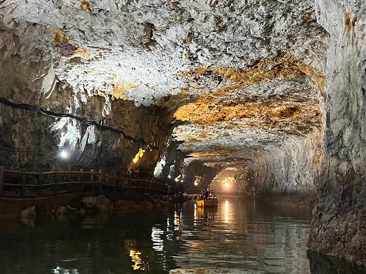 6-person exclusive group tour: Matsu Blue Tears and Daqiu Deer Hunting 3-day tour