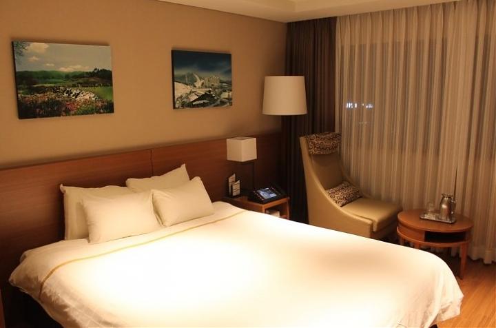 4-Day Funski Skiing at Yongpyong Ski Resort in Gangwon-do (Departs from Seoul / Chinese Service / 3 Nights at a 4-Star Hotel)