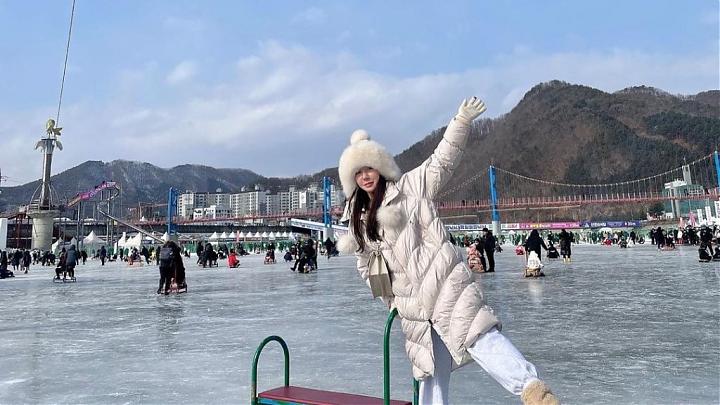 Winter Love Seoul: 5-Day Hwacheon Mountain Trout Festival, Skiing, and Winery Tour (Groups 15-19)