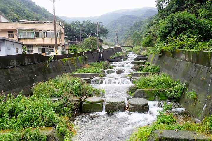 Hike the North Route of the Tamsui Historic Trail | Xiaocukeng Historic Trail. Explore the ruins of a gold rush settlement.