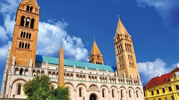7-Day Balkan Peninsula Circular Bus Tour | Depart from Budapest