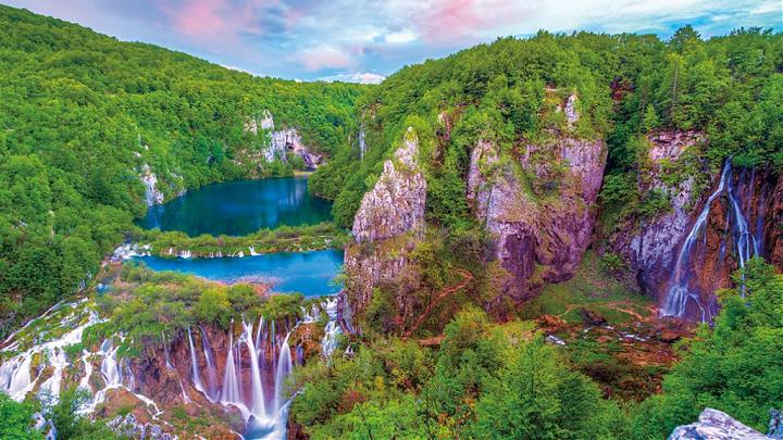 7-Day Balkan Peninsula Circular Bus Tour | Depart from Budapest