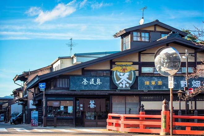 Departing from Nagoya | Hida Takayama Shirakawa-go Gassho Village Day Trip
