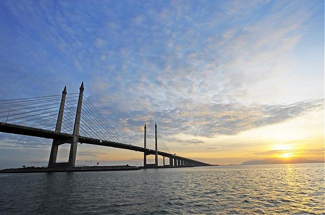 Penang, Malaysia - Hotel to Airport Transfer (One Way)