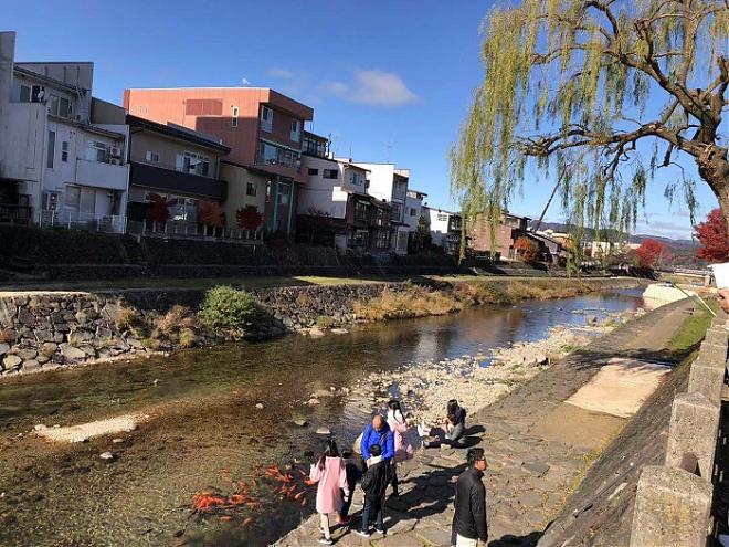 2-Day Tour from Osaka: Shirakawa-go Gassho-zukuri Village, Hida Takayama, Kanazawa (Chinese-speaking tour leader/round-trip transportation)