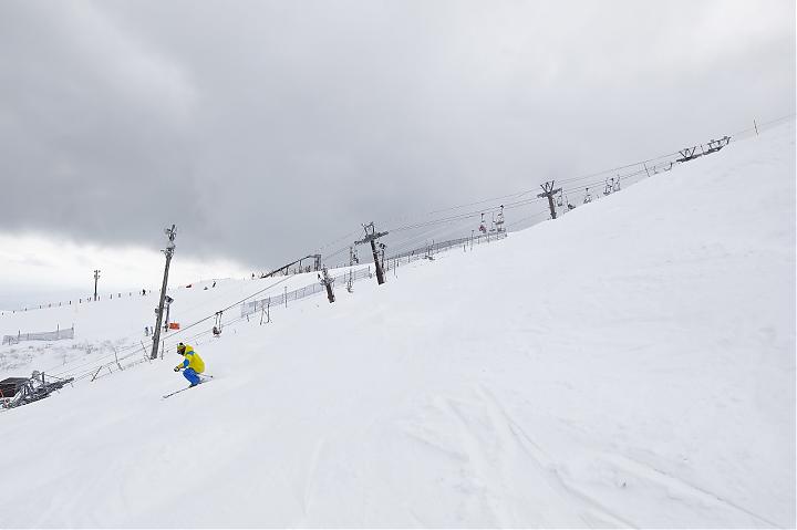 Osaka Departure | Lake Biwa Ski Resort Day Trip (Complimentary Cable Car Ticket)