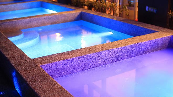 Crown Coast Sightseeing Package | Jinshan Hot Springs Premium Health and Dining (Two People)