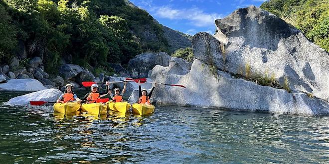 台東東河馬武庫渓カヌー体験 | 東河双橋と皇岩を探検
