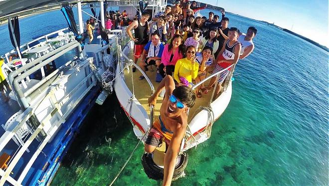 澎湖南部望有島日帰り旅行｜サンゴ礁の楽園へダイブ