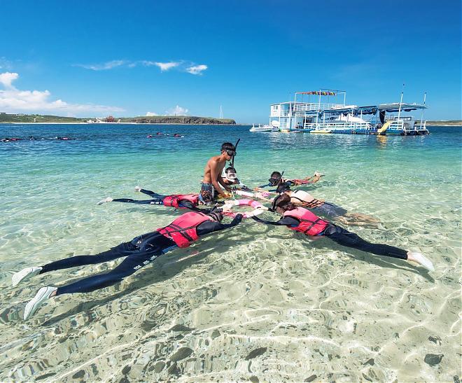 澎湖南部望有島日帰り旅行｜サンゴ礁の楽園へダイブ
