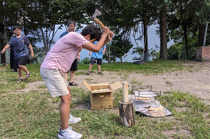 ウライ・デラナン族の1泊2日のキャンプツアー｜狩猟文化と森林浴