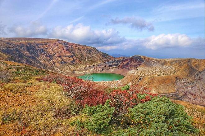 仙台発｜蔵王御釜、キツネ村、チョロ湖、横川渓谷を巡る日帰りツアー（中国語ガイド付き）