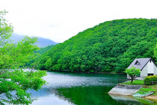 仙台発｜蔵王御釜、キツネ村、チョロ湖、横川渓谷を巡る日帰りツアー（中国語ガイド付き）