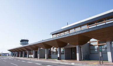 北海道東交通バス5番 |知床ウトロ → 中標津空港・羅臼 → 知床ウトロ