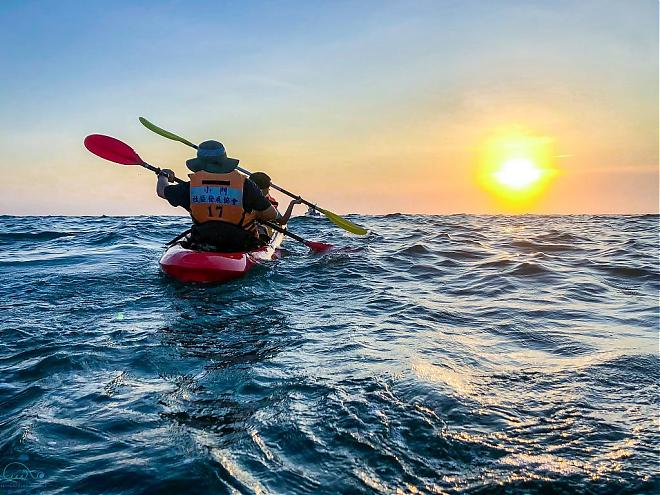澎湖小門鯨洞カヤック、海上ピクニック、夕日鑑賞
