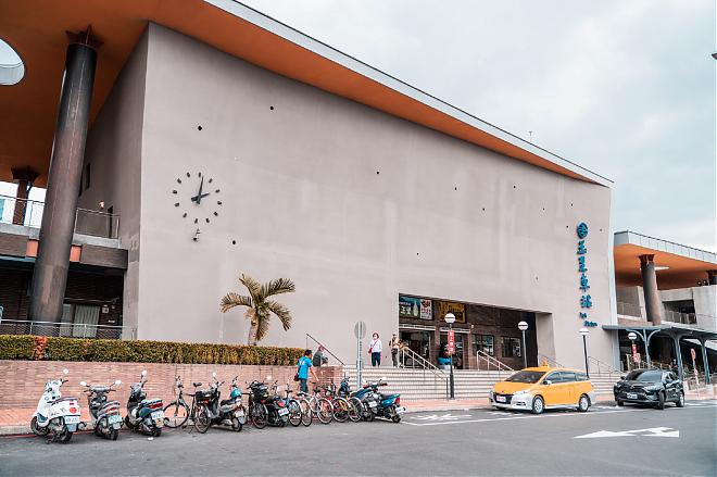 花蓮玉里への半日自転車旅｜街を散策し、古い日本建築に出会う