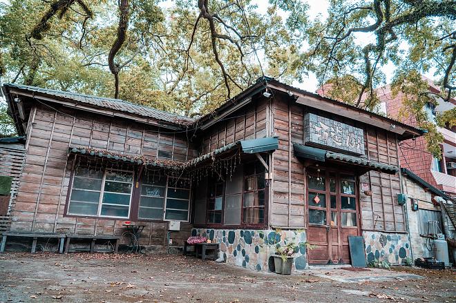 花蓮玉里への半日自転車旅｜街を散策し、古い日本建築に出会う