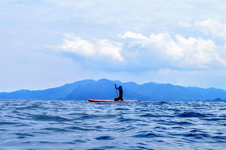 貢寮澳底宝島 秘密のSUP/カヌー | 無人島探検。シュノーケリング付き
