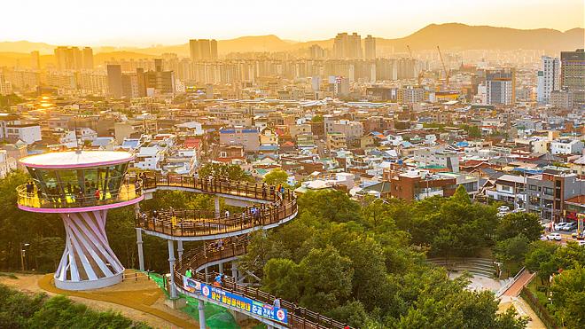 韓国の人気ドラマロケ地を巡る日帰りツアー | 涙の女王のロケ地巡礼（大邱T-moneyカード無料プレゼント）