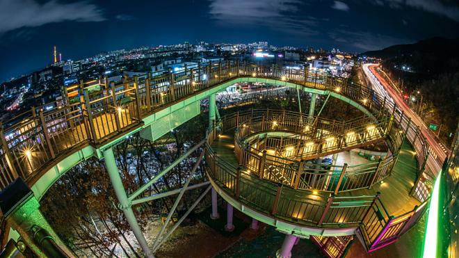 韓国の人気ドラマロケ地を巡る日帰りツアー | 涙の女王のロケ地巡礼（大邱T-moneyカード無料プレゼント）