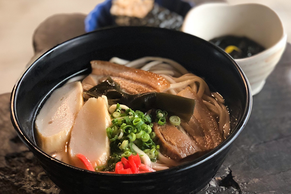 오키나와 가족 투어: 류큐 마을, 스노클링 및 선택 활동 (2세 이상 이용 가능 / 나하 픽업)