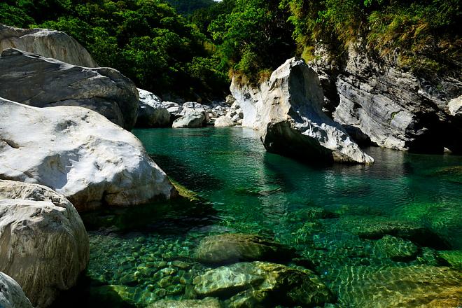 探索原住民心目中的花蓮秘境_花蓮慕谷慕魚清水溪半日部落旅遊