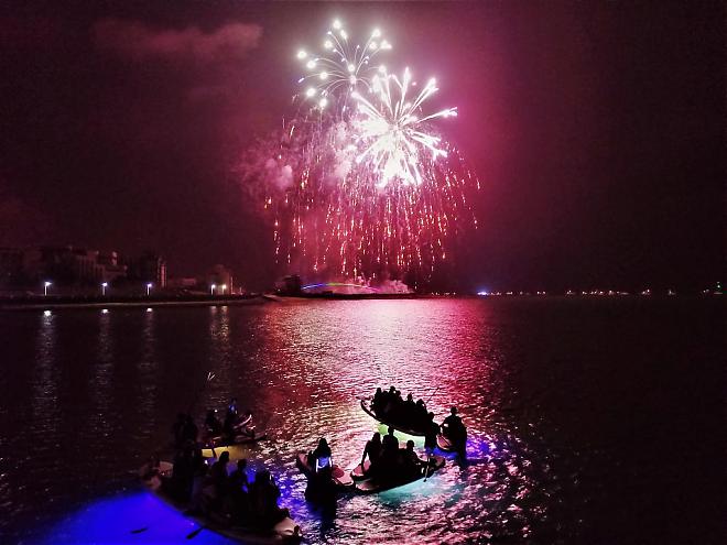 澎湖花火節夜划SUP立槳體驗｜海上煙火景觀第一排