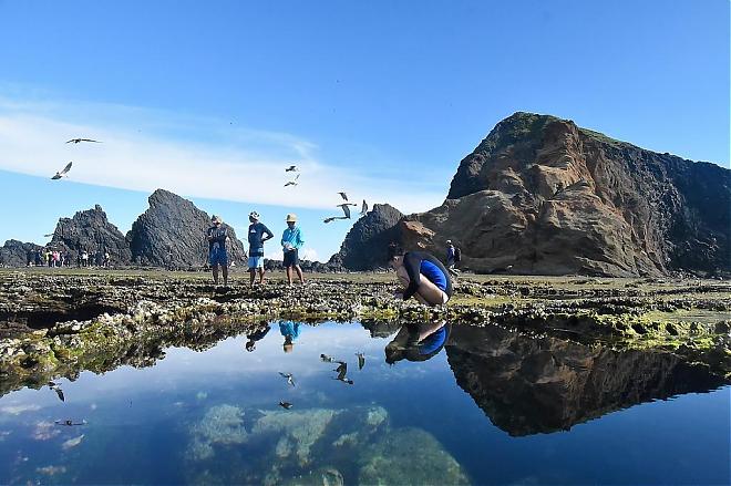 澎湖南方忘憂島一日遊｜登上無人島秘境X潛進珊瑚礁天堂