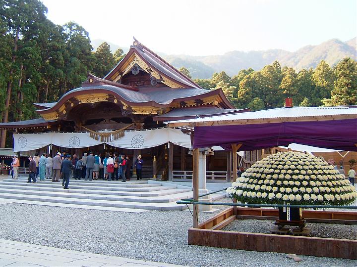 新潟深度體驗4日遊(田ノ浦温泉、弥彦、寺泊、燕、岩室温泉)