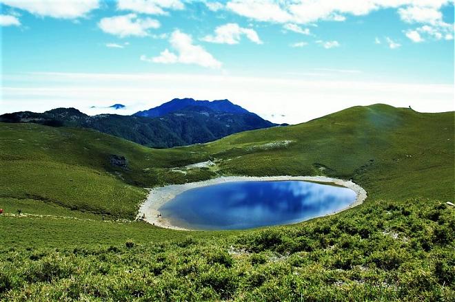 台東嘉明湖4天3夜悠閒登山團｜含山屋申請