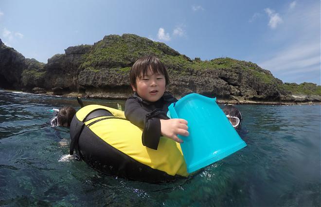 沖繩恩納村親子浮潛體驗（2歲以上可參加）