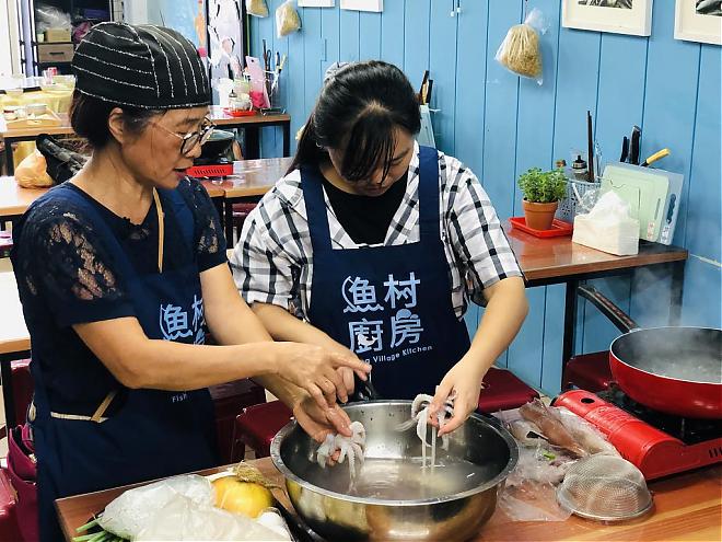 宜蘭梗枋漁港X海派生活體驗｜船長娘ㄟ灶咖