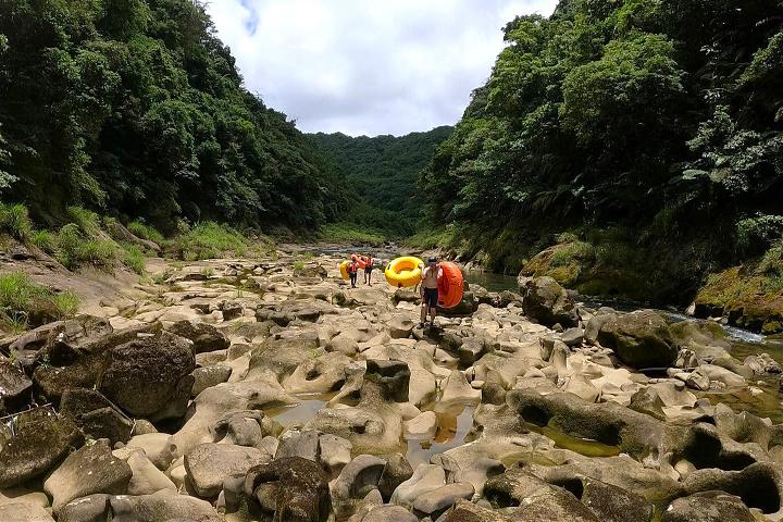 三貂嶺SUP＆漂漂河體驗．探秘河谷壺穴獨特地景