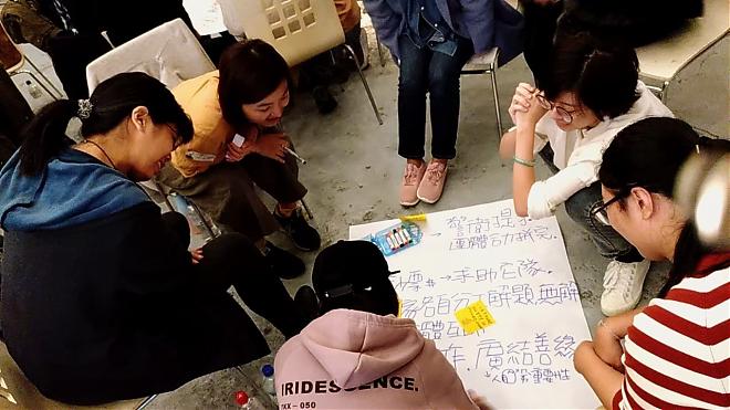 【職場的魷魚遊戲生存法則】最具話題性的企業團建活動