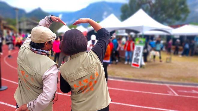 屏東霧台哈尤溪野溪溫泉一日遊｜含申請＆接駁