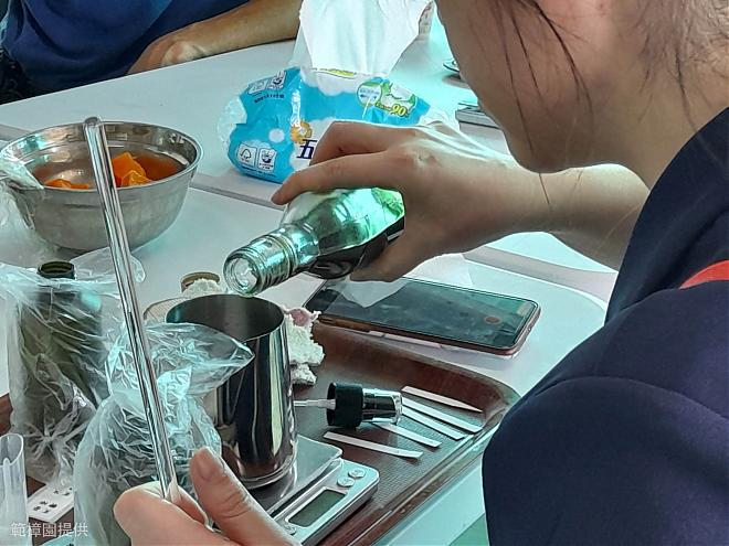 《悠遊南迴》台東有機農場純露.精油香膏.小盆栽DIY