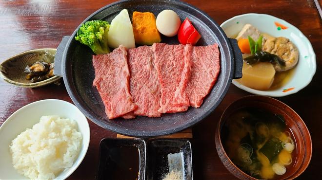 2024白川鄉點燈・高山一日遊|名古屋出發(含餐/飛驒牛定食)
