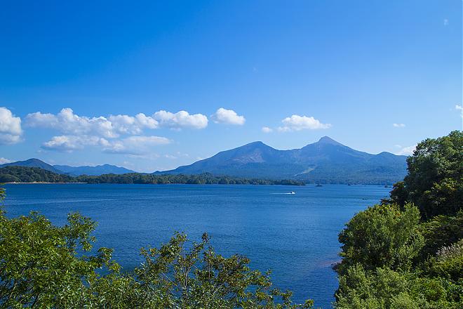 日本東北山形/福島經典2日遊｜山形米澤.裏磐梯五色沼.檜原湖.大內宿.只見線.會津(入住溫泉區/仙台出發)
