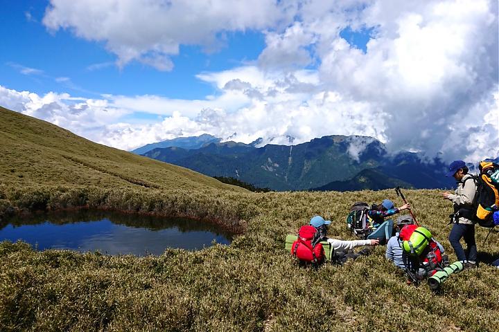 合歡山百岳登山＆星空露營團｜免備露營裝備．野外私廚