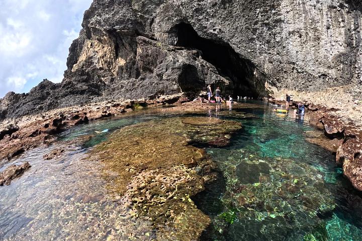 綠島藍洞秘境探索｜在地教練帶路、潮汐限定體驗